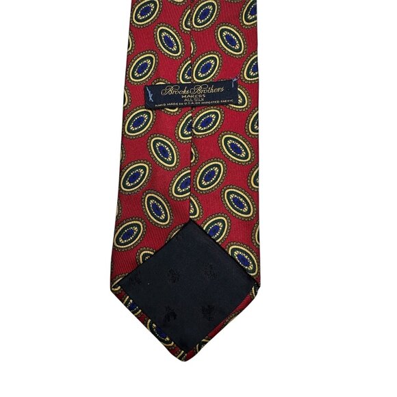 Brooks Brothers Makers Silk Tie Red Oval Pattern Handmade In USA - Picture 3 of 6